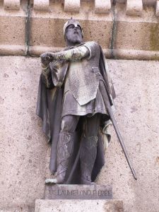 800px-William_longsword_statue_in_falaise